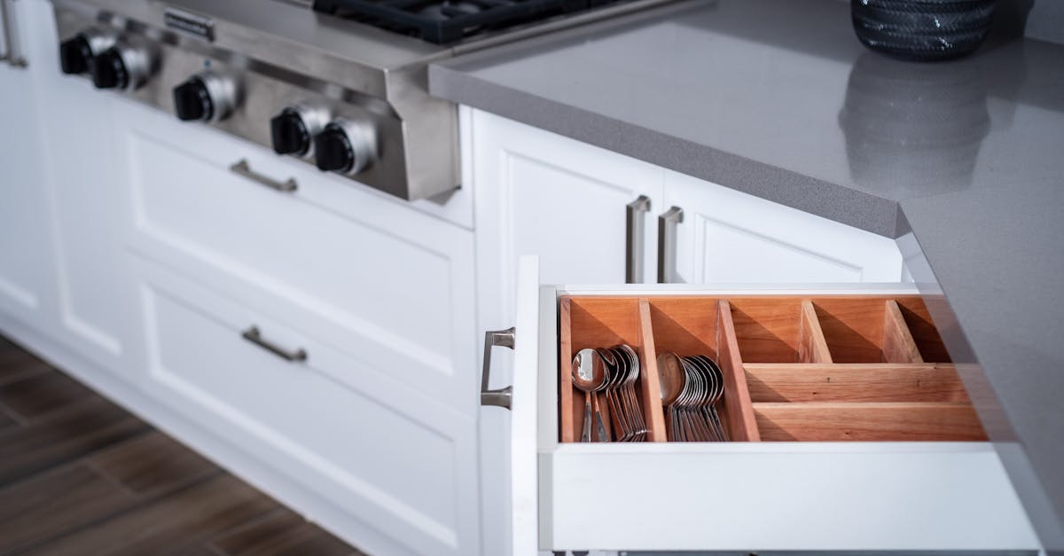 Vertical Storage Solutions for Minimalist Kitchens